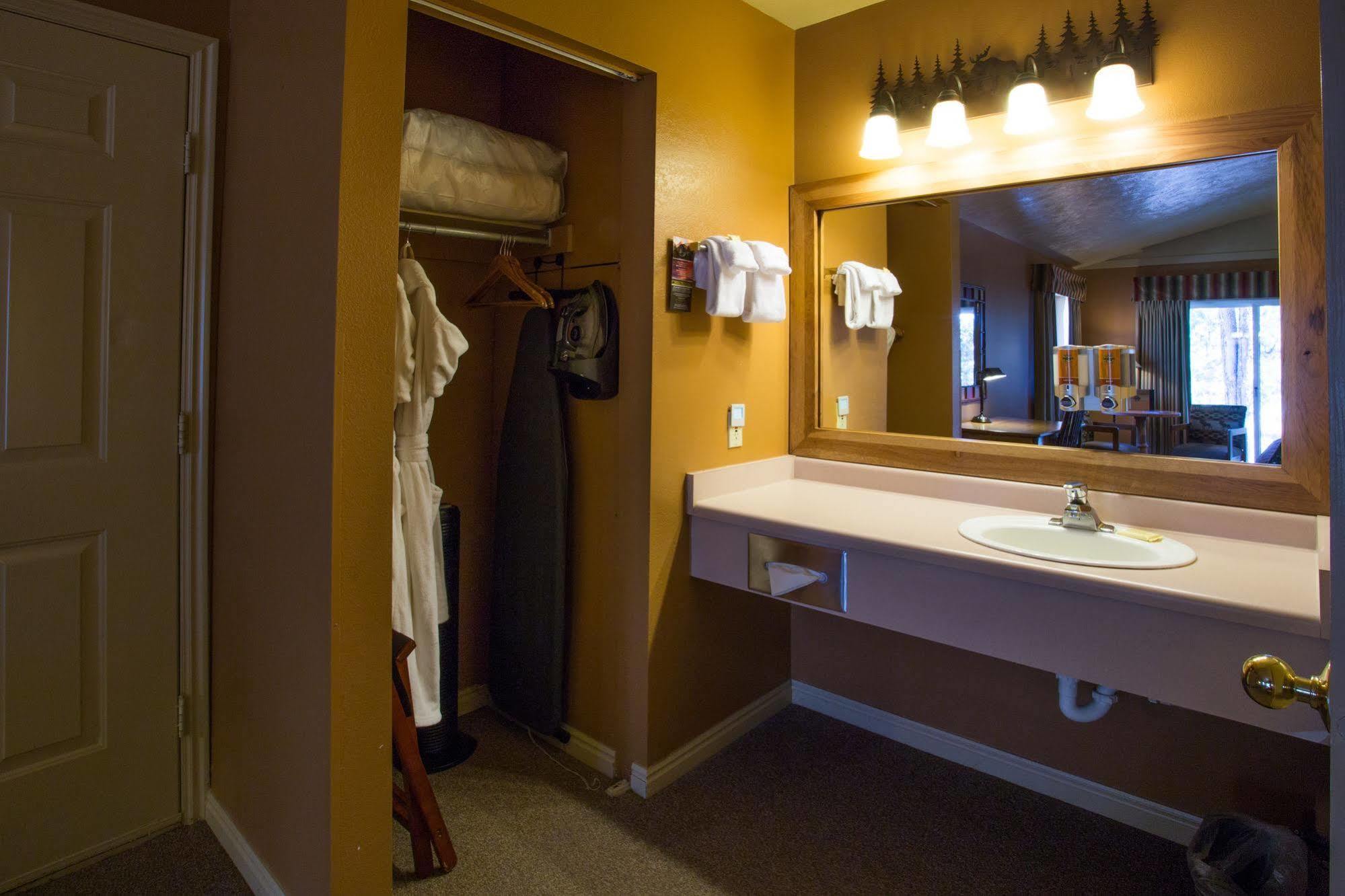 Headwaters Lodge & Cabins At Flagg Ranch Moran Eksteriør billede